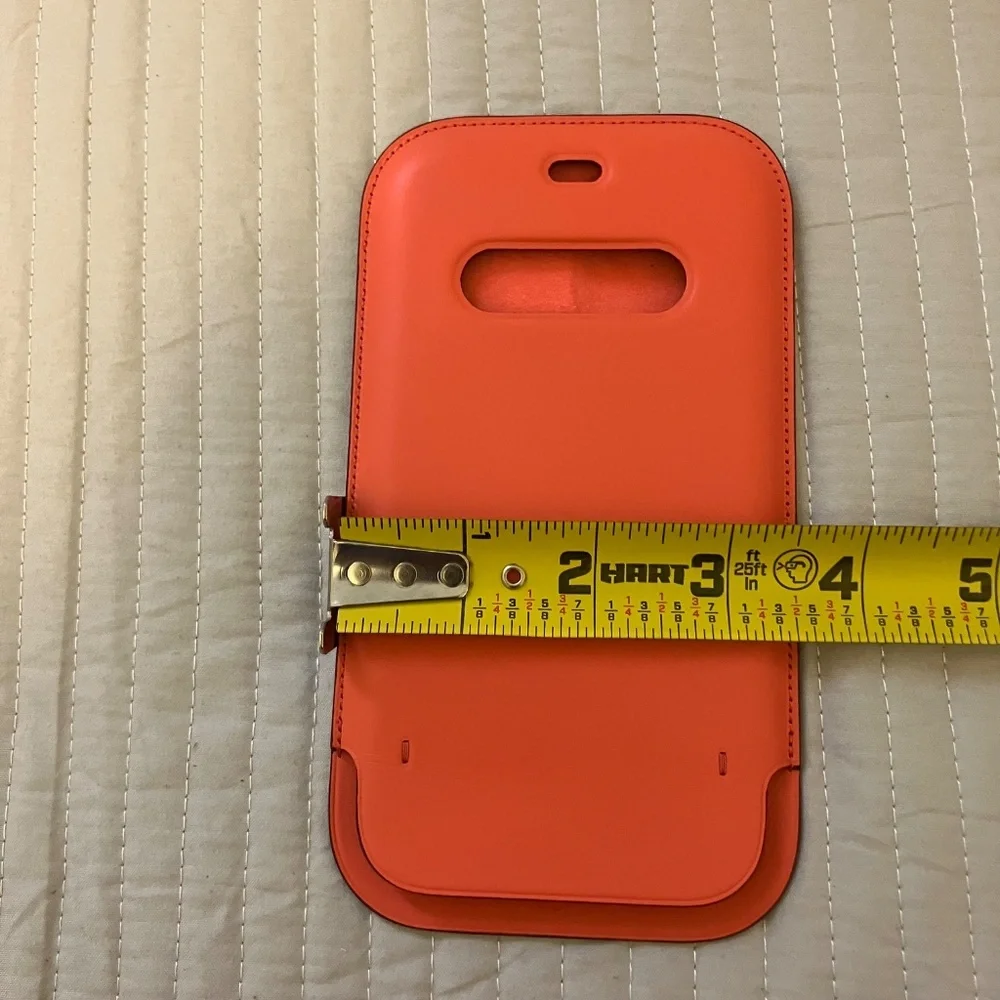 Apple iPhone Leather Sleeve With Magsafe Pink Citrus